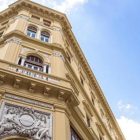 Hotel apartamentowy Pretaloger Verdi 18 Neapol
