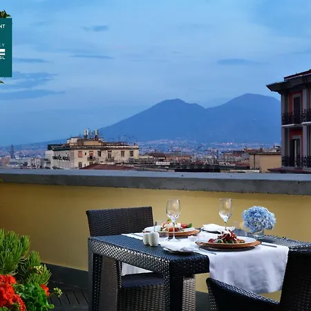 Una Hotels Napoli Hotel 4*
