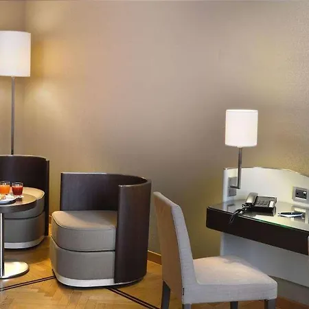 Palazzo Esedra Hotel Naples
