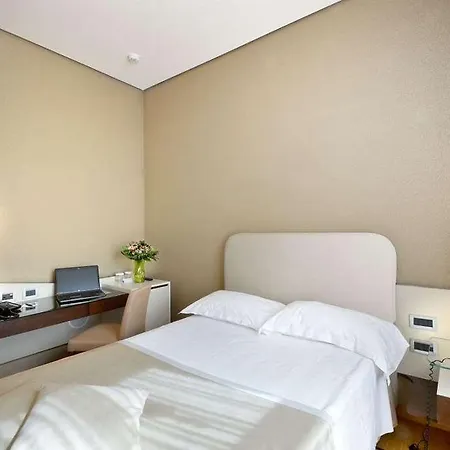 Palazzo Esedra Hotel