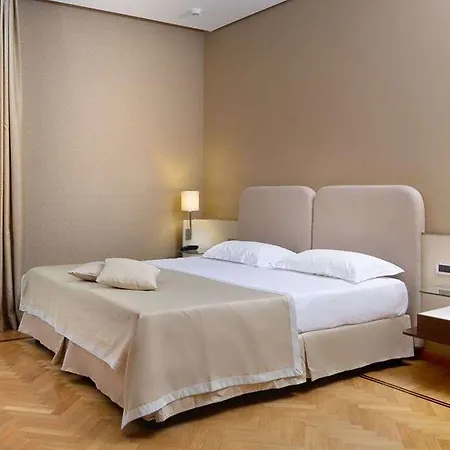Hotel Palazzo Esedra 4*