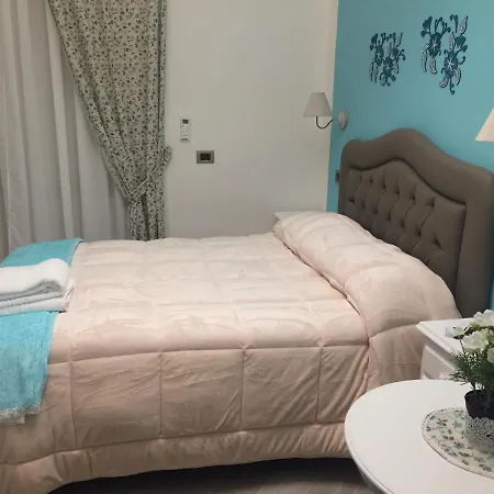 Bed & Breakfast Le Stanze Di Santa Chiara Naples