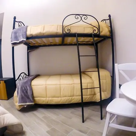 Bed & Breakfast Le Stanze Di Santa Chiara Naples