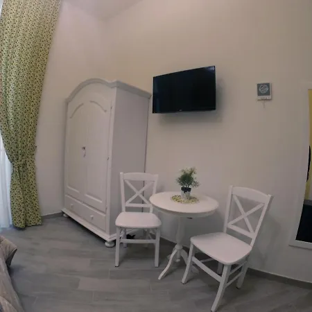 Le Stanze Di Santa Chiara Bed & Breakfast Naples