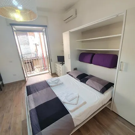 Apartment Bilocale Del Gesu Nuovo Naples