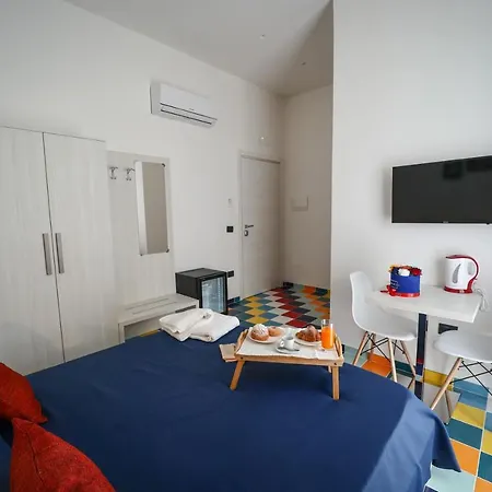 Residenza San Lorenzo Naples