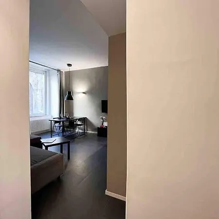 Pizzofalcone27 Apartment