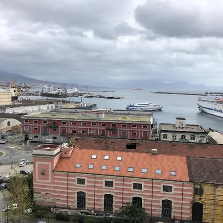 Marina Sky 8 * Napoli