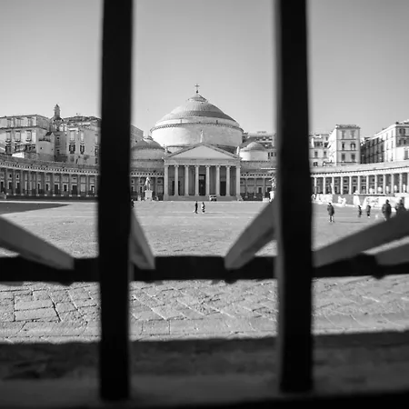 Bed & Breakfast Le Angioine Napoli