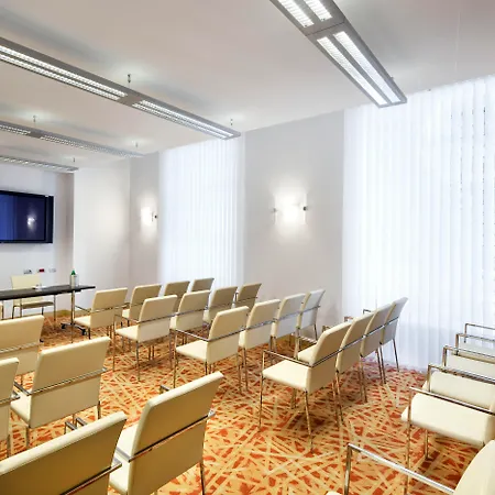 Una Hotels Napoli Hotel 4*