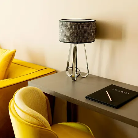 Amadomus Luxury Hotel Neapel