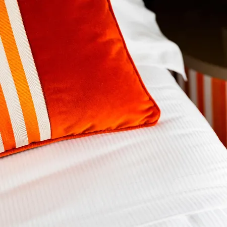 Hotel Amadomus Luxury Neapel