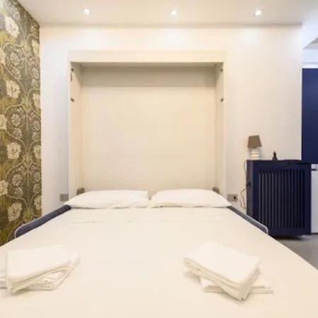 Romantica Vanvitelli Apartment
