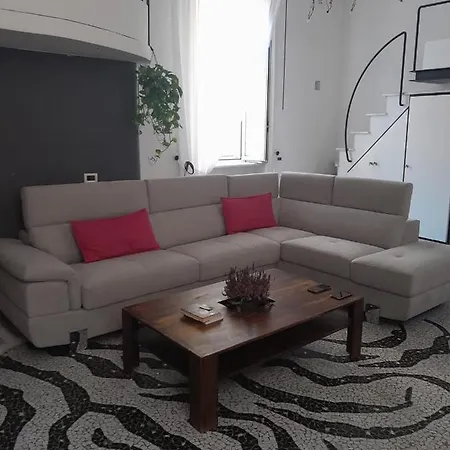 San Carlo House Апартаменты