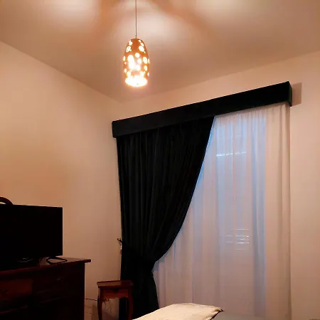 Appartament La Maison Petit Apartman *