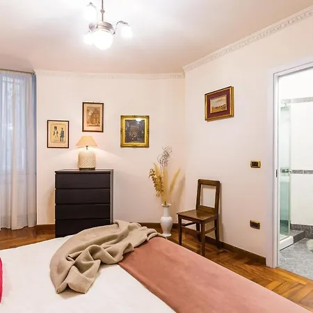 Pulcra Domus Apartment