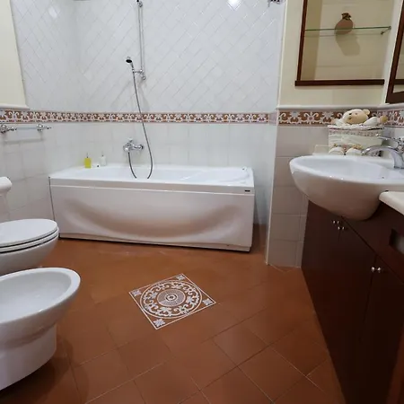 Casa Diocleziano * Naples