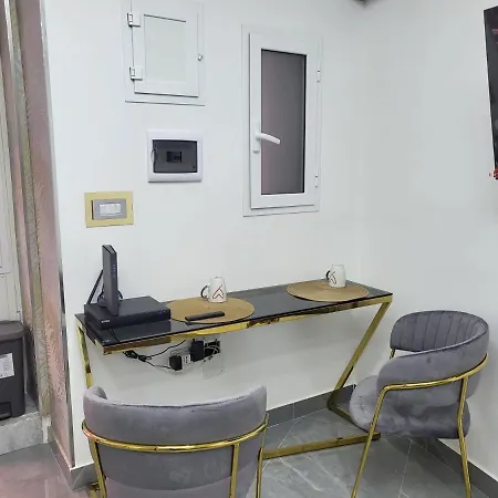 La Petite Maison *