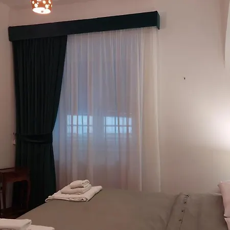 Appartament La Maison Petit Apartman Nápoly