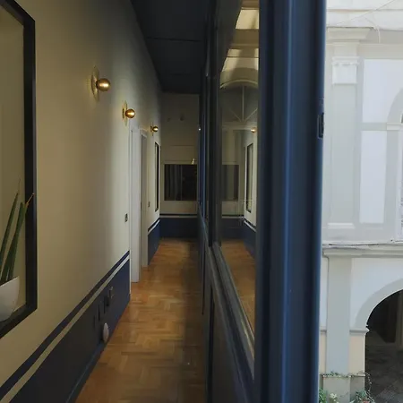 Il Salotto Della Regina Hotel 3*