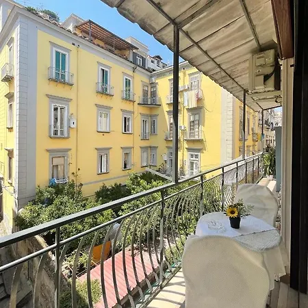 Apartament House Mari Neapol