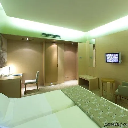 Una Hotels Napoli Hotel Naples