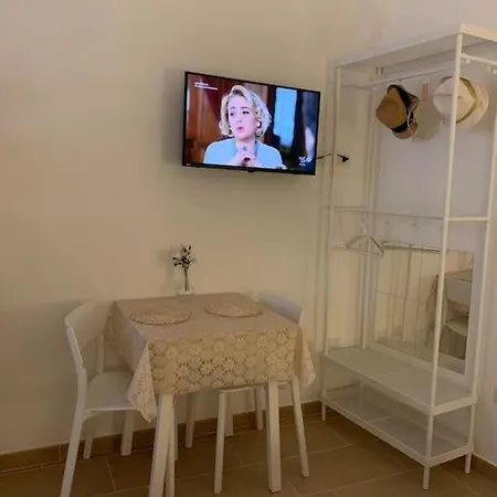 Apartment Il Basso Di Donna Assunta Naples
