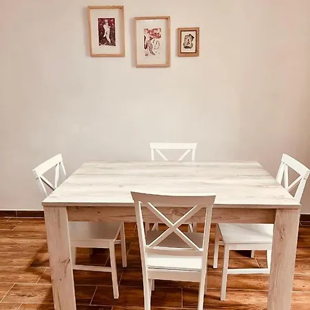 Apartment Civico 81 *