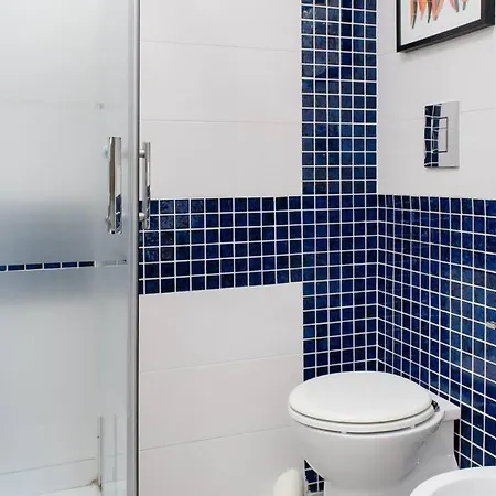 Gravina Studio In The Center Of Apartment Naples