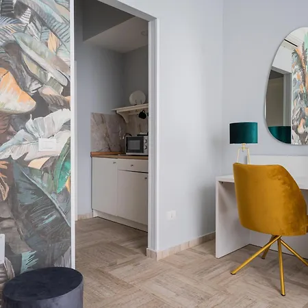Pontenuovo Bed 3* Неаполь