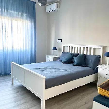 Goodangel House Apartment