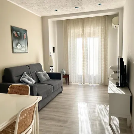 Goodangel House Naples
