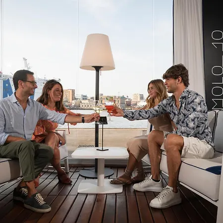 Smart 4* Napoli