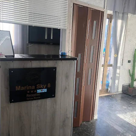 Marina Sky 8 Affittacamere *