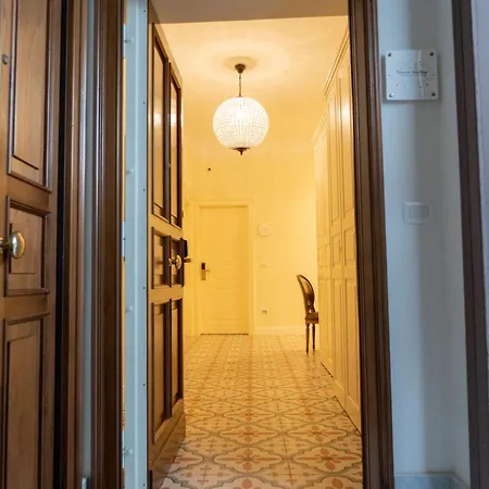 Domus Sibyllina, Palazzo Cavalcanti Bed & Breakfast *