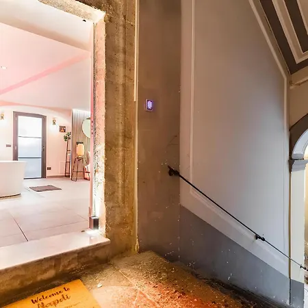 Jacuzzi - Centro Storico La Goccia Di S.gennaro Apartamento Nápoles