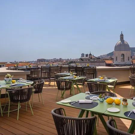 Hotel Una Hotels Napoli 4*