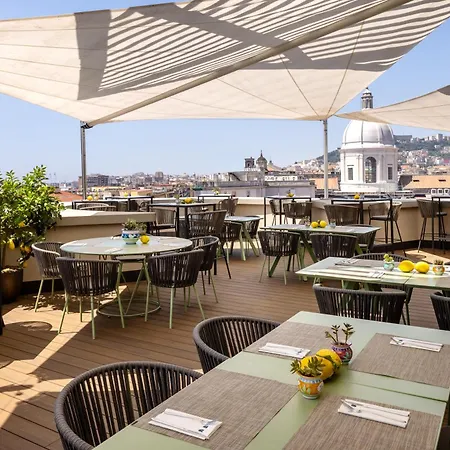 Hotel Una Hotels Napoli 4*