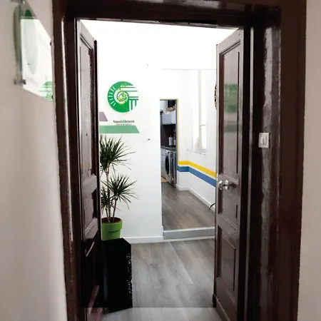 Botanik Alojamento de Acomodação e Pequeno-almoço Nápoles