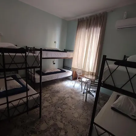 Hostal Hello