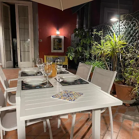 Exclusive Apt With Terrace In Aristocratic Xvi Century Palace In Historic Center Naples