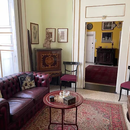 Apartment Exclusive Apt With Terrace In Aristocratic Xvi Century Palace In Historic Center