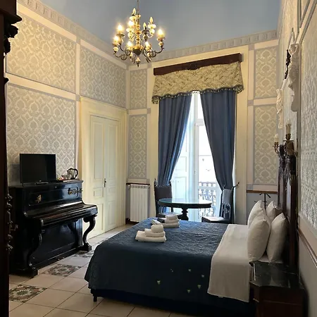 Carafa Di Maddaloni Residenza Di Charme Πανσιόν Νάπολη