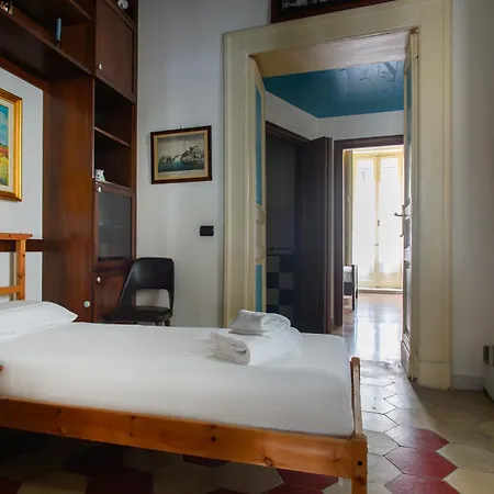 Appartement Regal Santa Chiara By Dimorra Napels