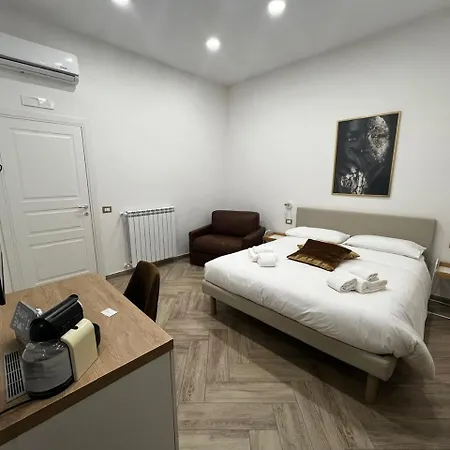 Bed & Breakfast Dimora Dei Decumani