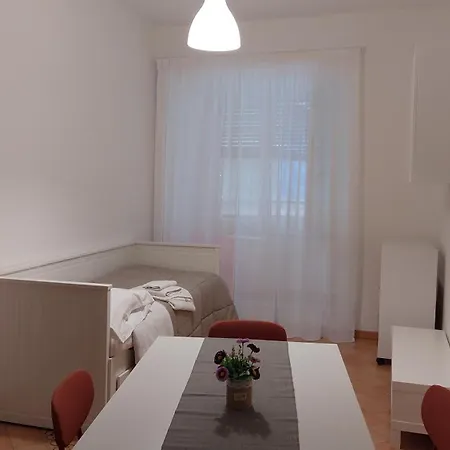 Apartman Appartament La Maison Petit