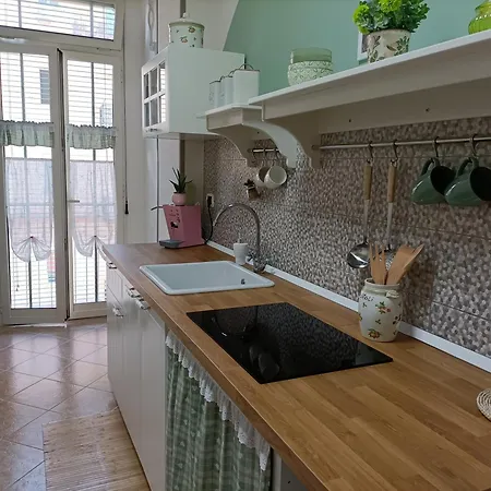 Appartamento: La Maison Verte Apartment *