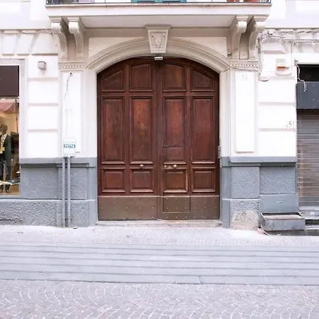 公寓 La Casa Lollo E Cri Al Vomero *