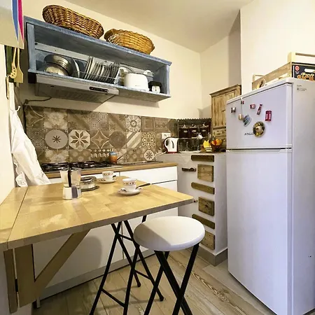 Famme Sta Cuiete 2 Guest house