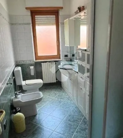 Roberta House Apartment *